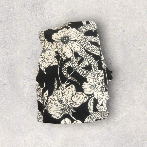 LuLaRoe Leggings-Size Tall & Curvy -Super Soft & Stretch-Many Styles/Colors NWT - Picture 4 of 12